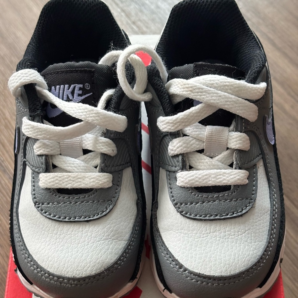 Nike Kids' Air Max 90 LTR (Girls)